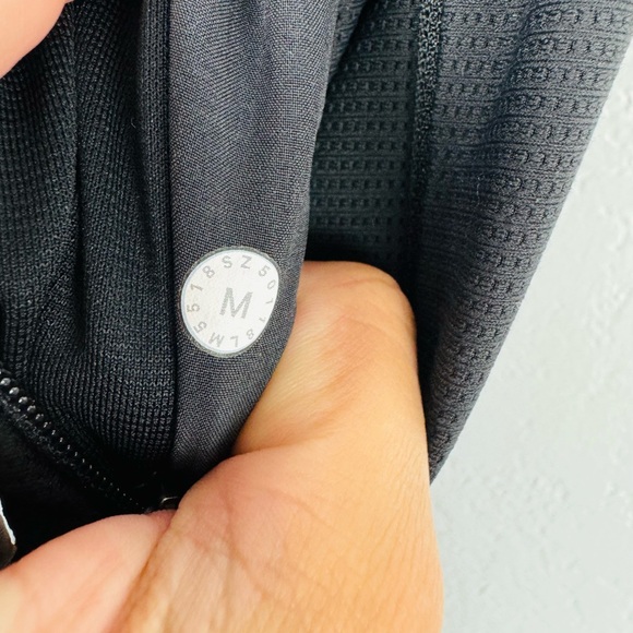 Men’s Lululemon Capacity Pants Heathered Black Grey Size M - Picture 8 of 9